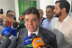 Em coletiva de Imprensa Governador do Piauí pede cautela em meio às investigações da Operação Omini (Foto: Reproducao)
