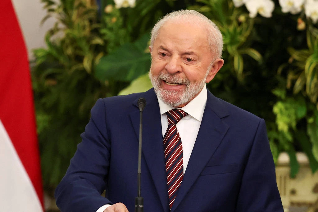 Lula em entrevista coletiva em Jacarta, na Indonésia