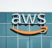 Pane global na AWS derruba serviços de empresas e aplicativos em todo o mundo
