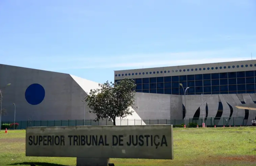 STJ