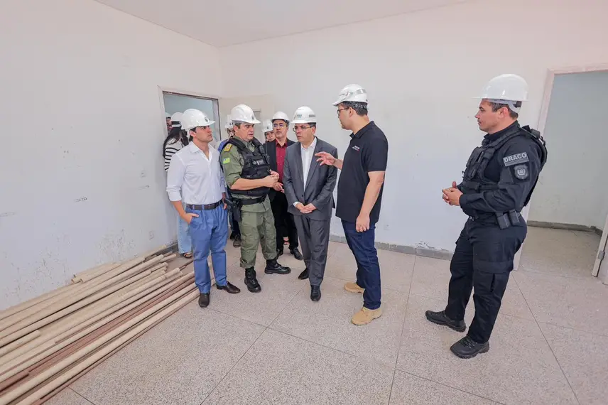 Visita ao BEPI e Batalhão de Choque estão em fase final de construção no Parque de Exposições Dirceu Arcoverde Visita ao BEPI e Batalhão de Choque estão em fase final de construção no Parque de Exposições Dirceu Arcoverde