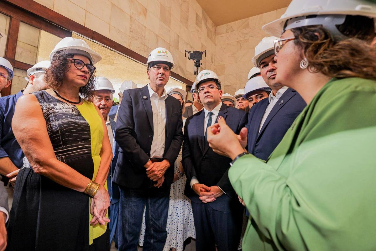 Antes da cerimônia, o governador e os ministros visitaram as futuras instalações do campus do Impa Tech Nordeste