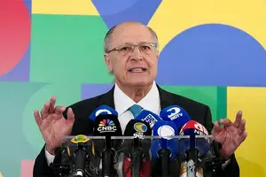 Geraldo Alckimin comenta o assunto sobre a retirada de sobre taxas (Foto: Cadu Gomes/VPR)