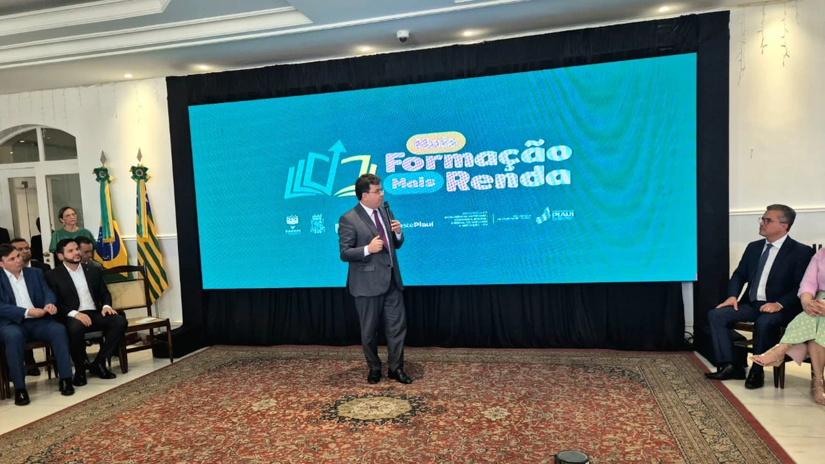 Governador Rafael Fonteles lançamento do Programa Mais formação e Mais Renda