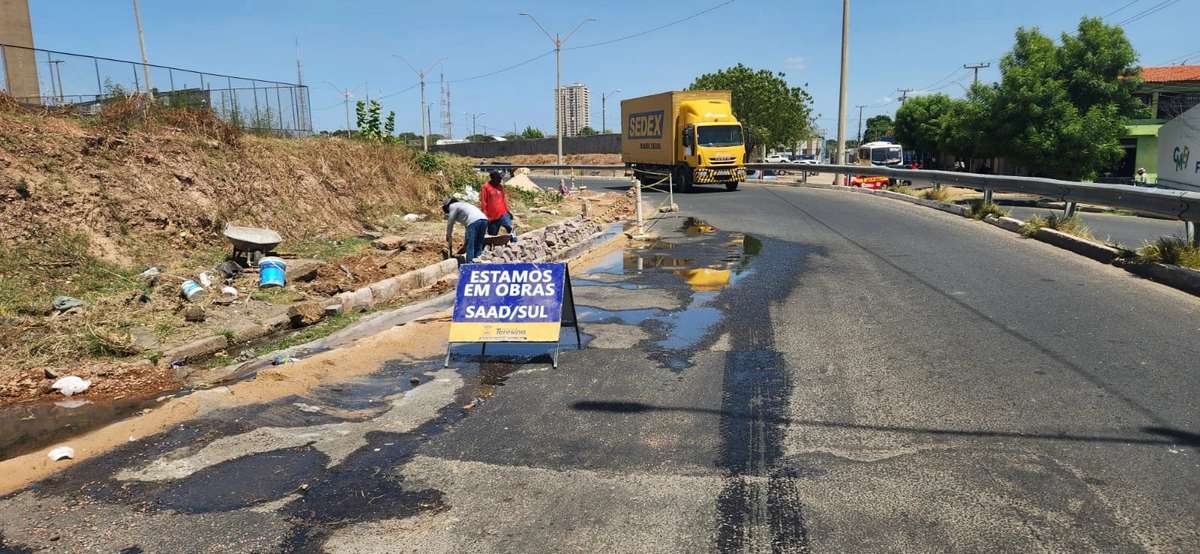 Manutenção no prolongamento da Avenida Barão de Castelo Branco