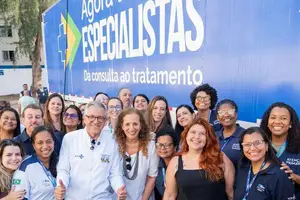 Ministério da Saúde e as carretas e o mais especialistas a favor da população (Foto: Reprodução)