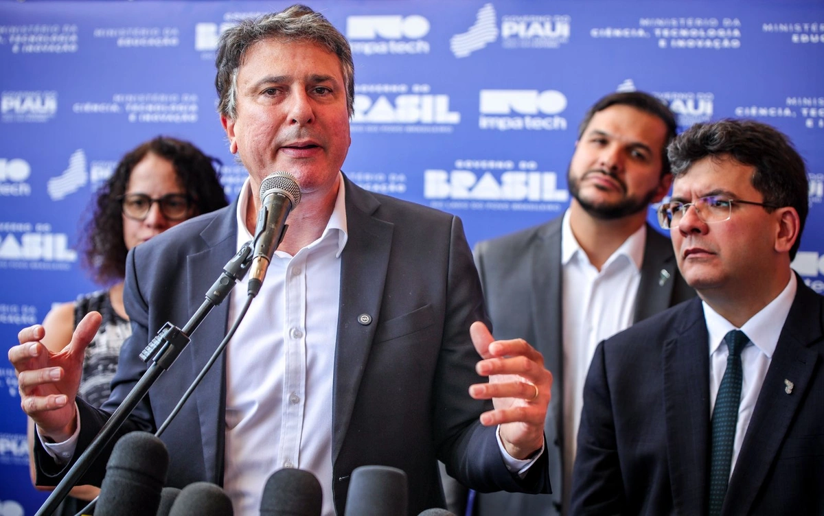 Ministro Camilo Santana