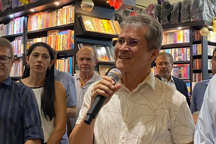 A Livraria Entrelivros foi palco, em noite prestigiada, do lançamento do livro “Conceito de Justiça em Paul Ricoeur: o sentido ético do ato de julgar”, de autoria do advogado da União Ricardo Resende de Araújo. O evento reuniu colegas da Advocacia-Geral da União do Piauí e de Brasília, além de advogados, professores, membros do Ministério Público e integrantes do Rotary Club Piçarra.