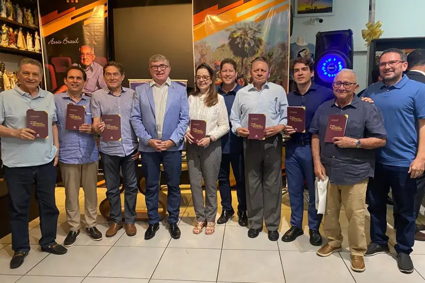 A Livraria Entrelivros foi palco, em noite prestigiada, do lançamento do livro “Conceito de Justiça em Paul Ricoeur: o sentido ético do ato de julgar”, de autoria do advogado da União Ricardo Resende de Araújo. O evento reuniu colegas da Advocacia-Geral da União do Piauí e de Brasília, além de advogados, professores, membros do Ministério Público e integrantes do Rotary Club Piçarra.