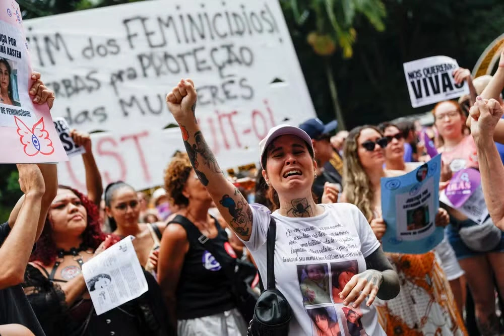 Ato organizado pelo movimento “Levante Mulheres Vivas” na Avenida Paulista, em São Paulo, reuniu 9,2 mil pessoas