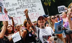 Ato contra feminicídio reúne 9,2 mil manifestantes na Avenida Paulista