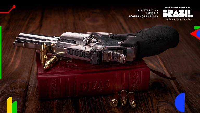 Deputado propõe porte de arma para profissionais de TI sob argumento de ameaça de grupos criminosos