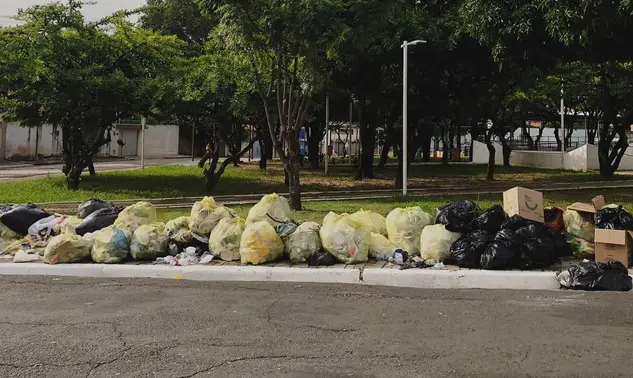 ETURB pune empresas da limpeza e admite falhas em contrato da coleta em Teresina