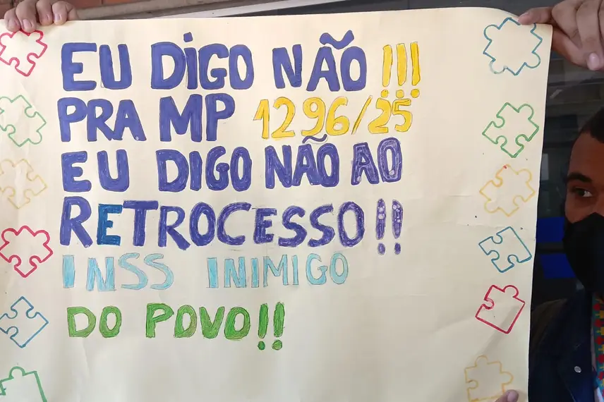 Mães atípicas protestam na Alepi contra cortes no BPC e cobram apoio ao PL que impede suspensões abusivas