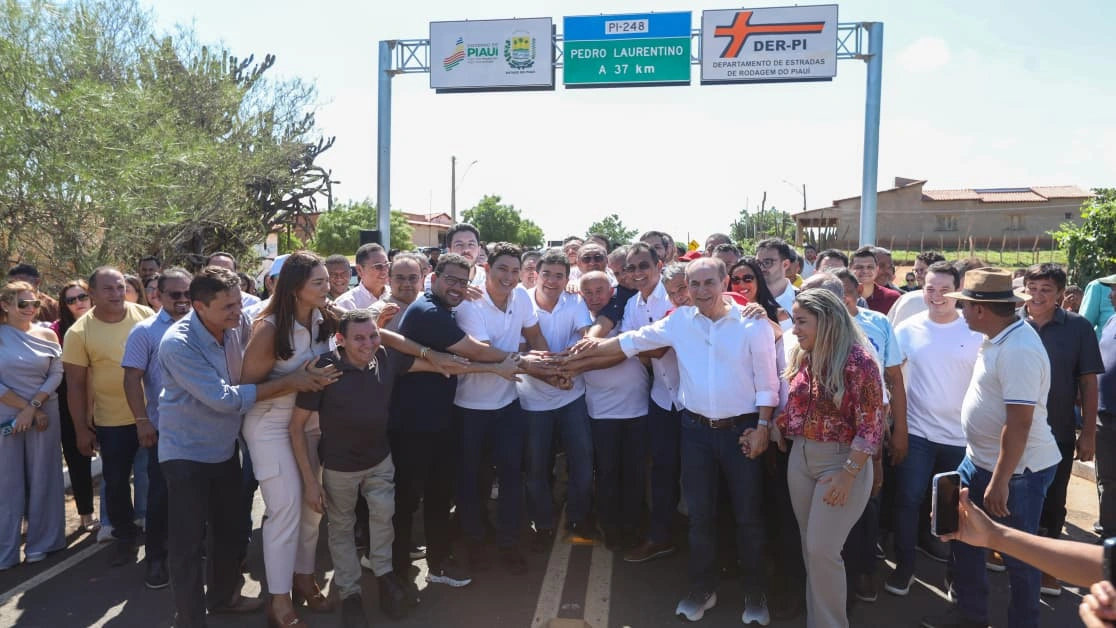 Rafael Fonteles inaugura pavimentação da PI-248