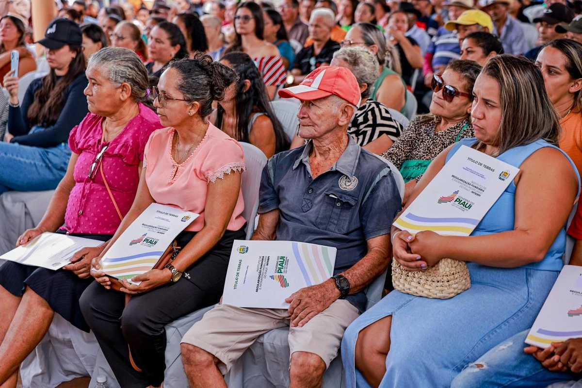 Regularização Fundiária de moradores do Árvores Verdes em Teresina