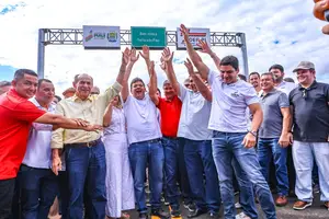Governador Rafael Fonteles entrega obras e investimentos em cidades do Sul do Piauí (Foto: Ascom)