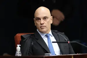 Alexandre de Moraes durante sessão da primeira Turma do STF que julgou a denúncia da PGR contra Bolsonaro e mais 7 na trama golpista de 2022 (Foto: Antônio Augusto - 25.mar.25/Divulgação STF)