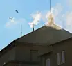 Igreja tem novo papa; fumaça branca sai da chaminé