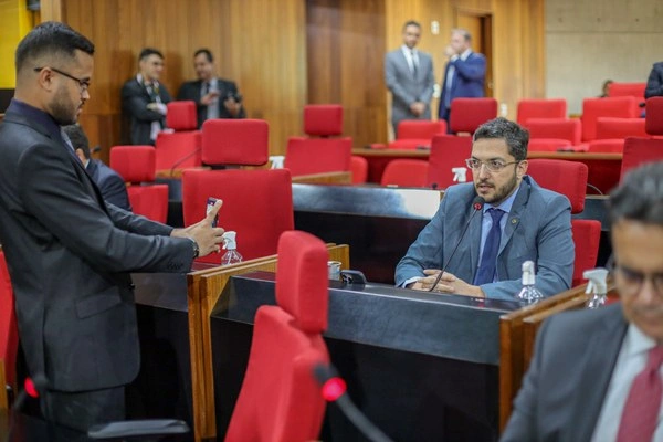 Aldo Gil poderá voltar para Assembleia Legislativa