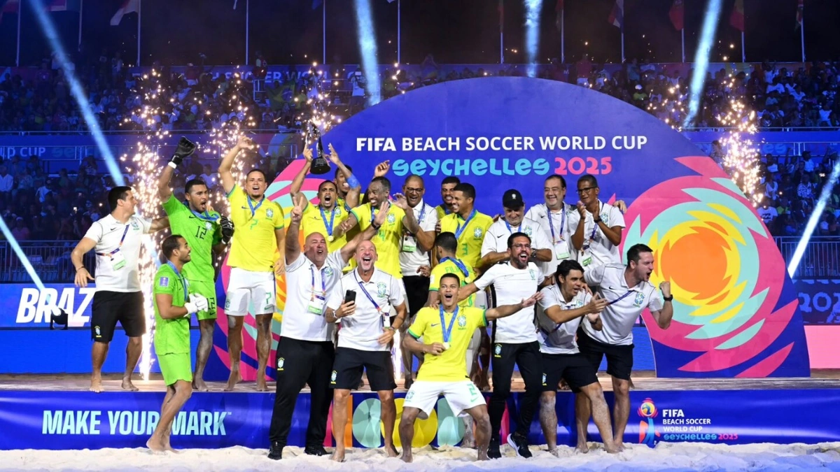 Brasil conquista o heptacampeonato da Copa do Mundo FIFA de Futebol de Areia.