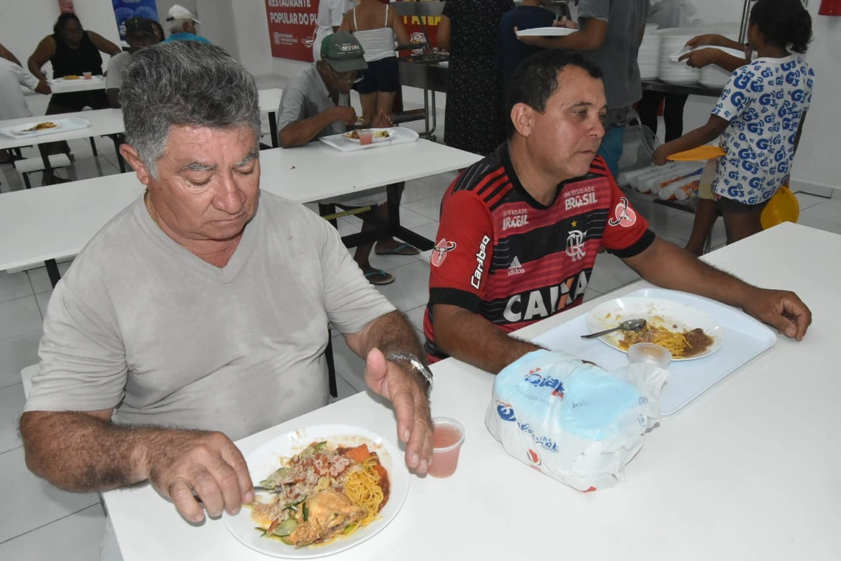 Conversa entre conhecidos