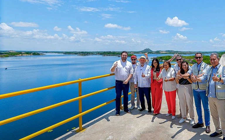 "É a redenção de um povo que, durante 300 anos, padeceu por falta d'água", disse Lula, em vista à Barragem de Oiticica (RN) em março