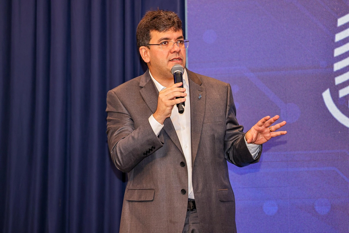 Governador Rafael Fonteles no segundo evento Papo de governança