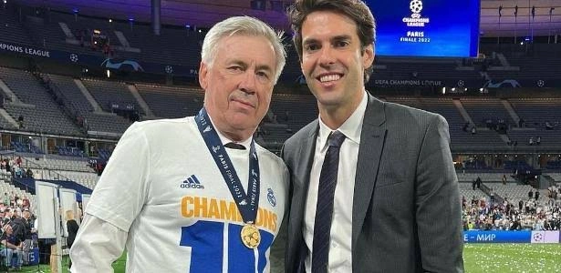 Kaká se mostra interessado em trabalhar com Carlo Ancelotti na Seleção, caso receba convite para integrar a comissão técnica.