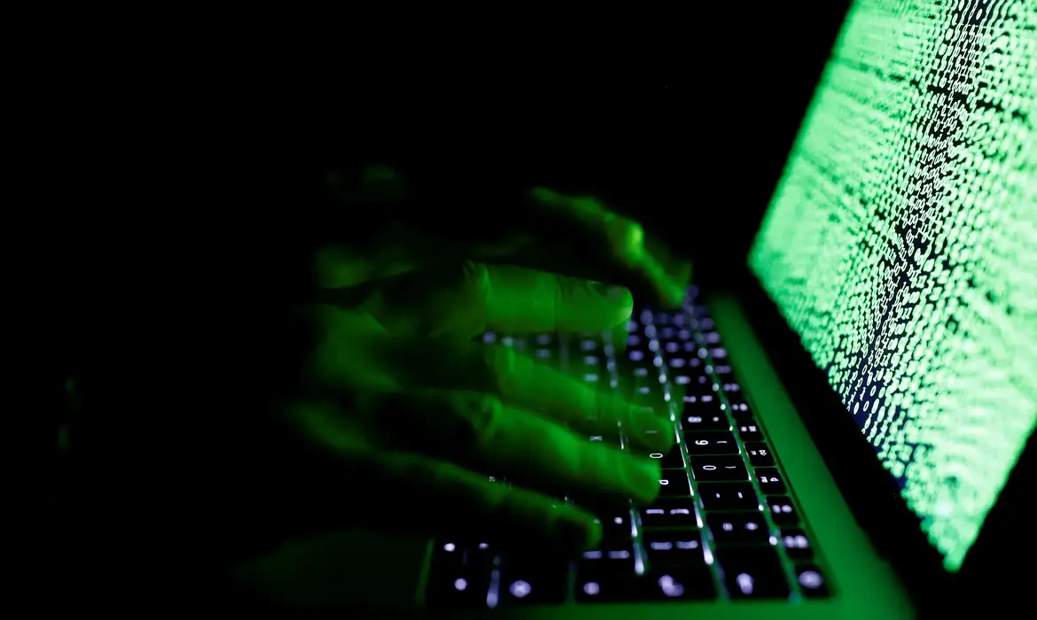 MCTI lança curso gratuito com 10 mil vagas para formação de programadores