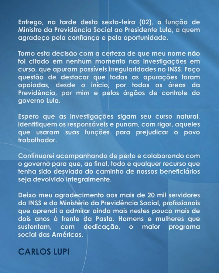 Ministro Carlos Lupi comunicando seu pedido de demissão