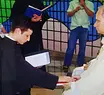 Em viagens ao Brasil, o agora novo papa deixou marcas de serenidade e cortesia