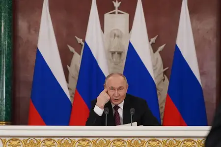 Putin propõe e Zelenski aceita encontro na Turquia para negociação de paz