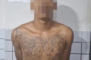 O suspeito, identificado como M.V.S.N., foi conduzido à central de flagrantes para os procedimentos legais. (Foto: SSP-PI)