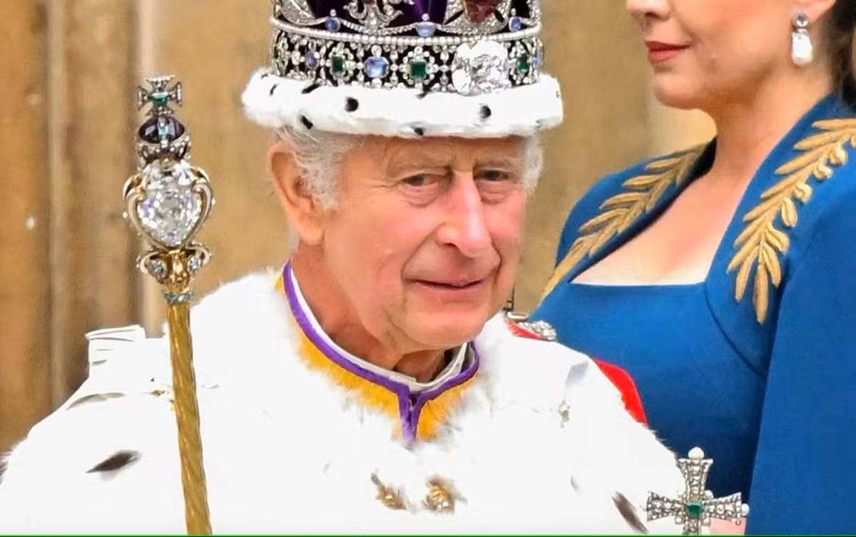 Rei Charles III