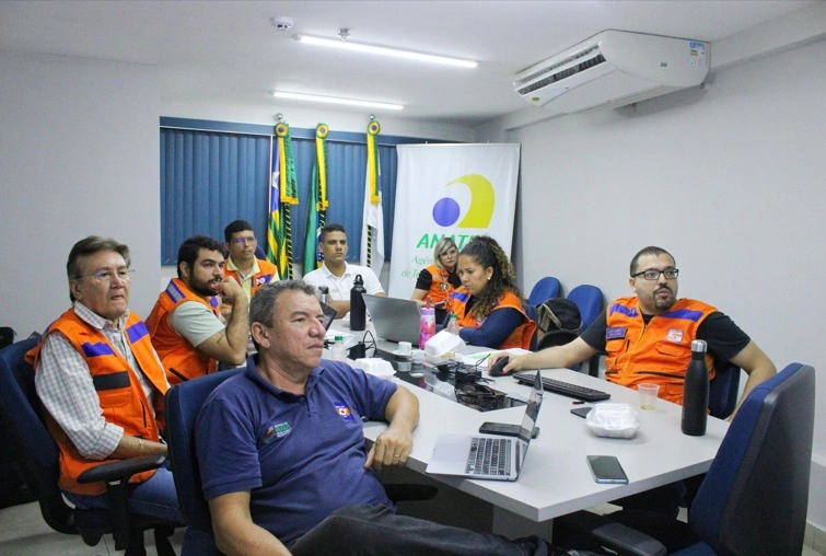 Técnicos da Defesa Civil Estadual