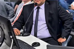 Vereador Fernando Lima denuncia contrato de R$ 53 milhões da Prefeitura de Teresina sem licitação (Foto: Camara Municipal de Teresina)