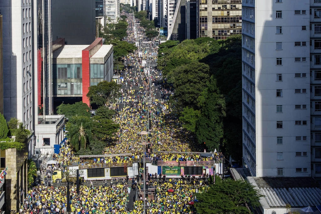 Ato de bolsonaristas neste domingo (29), em São Paulo