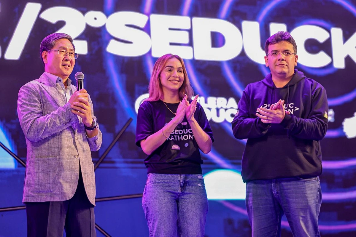 CEO Koreano, primeira-dama Dona Isabel e o Governador Rafael Fonteles