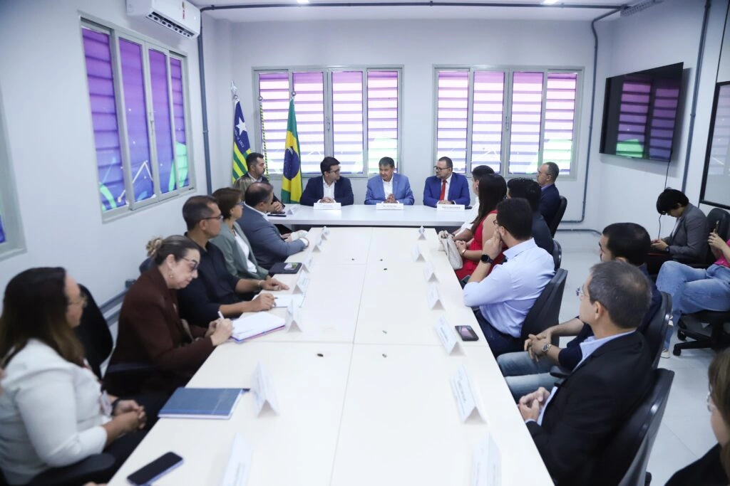 Chico Lucas, Wellington Dias e membros da segurança pública