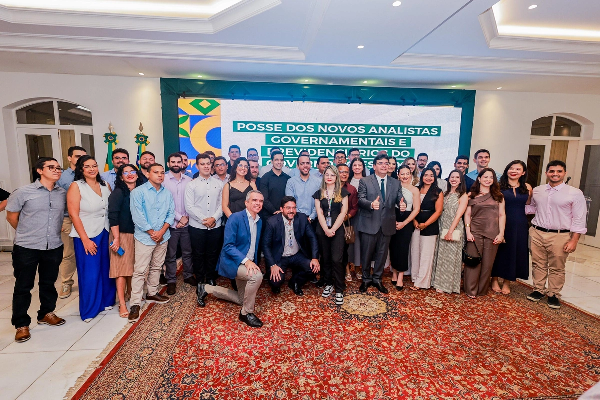 Empossados com o Governador Rafael Fonteles
