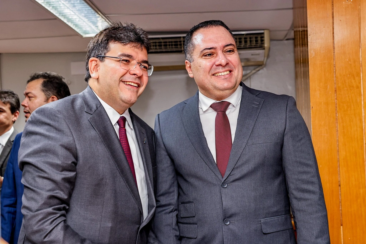 Governador Rafael Fonteles na posse de Auderi Martins Carneiro Filho no Tribunal Regional Eleitoral do Piauí