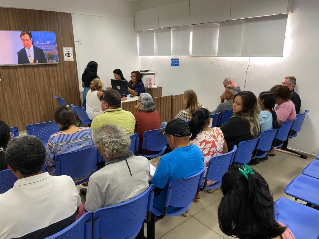 Pacientes a espera de atendimento
