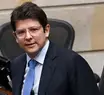 Polícia colombiana prende adolescente por ataque a pré-candidato da Colombia
