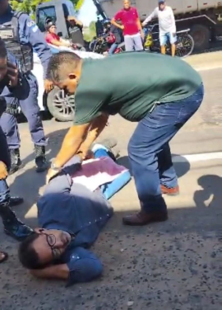 Policial baleado no centro