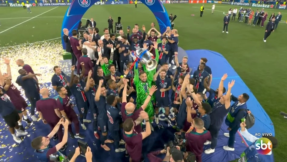 PSG campeão