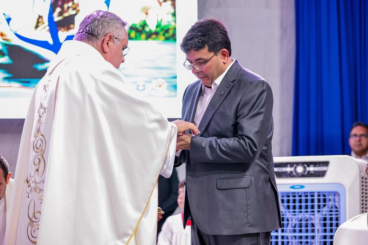 Rafael em missa