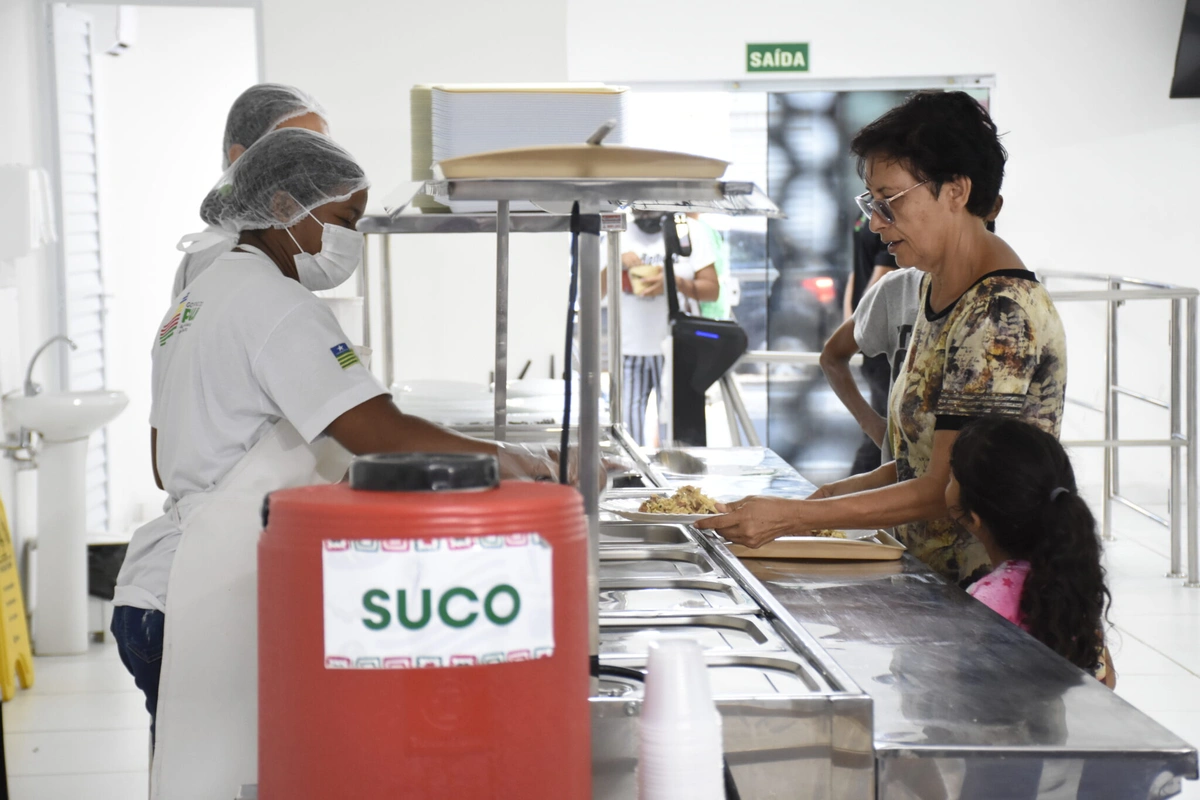 Restaurante Popular do Dirceu Arcoverde