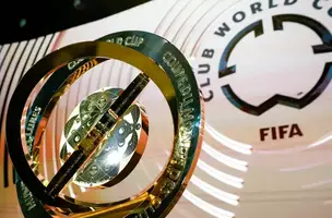 Troféu da Copa do Mundo de Clubes FIFA 2025. (Foto: imagem de reprodução)