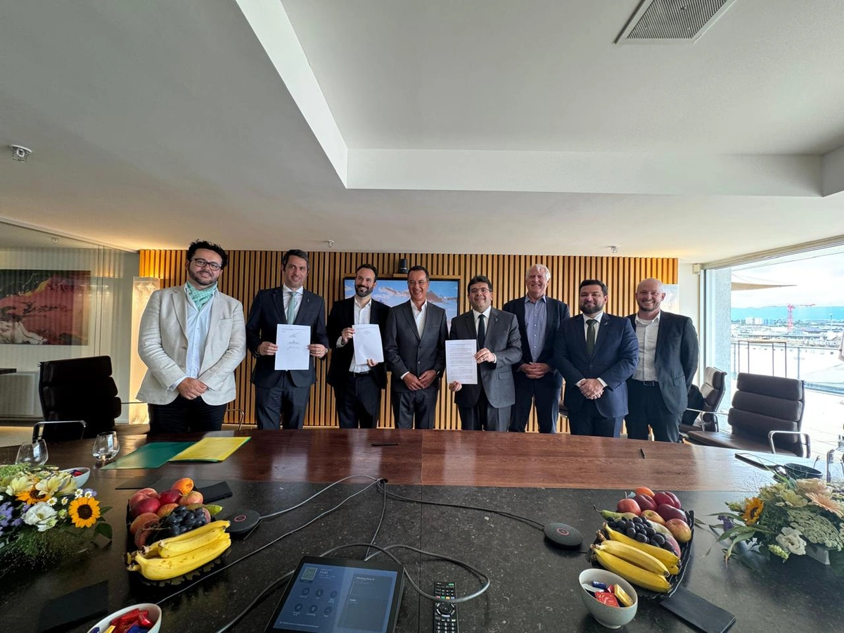 Assinatura de contratos com a Mercuria Energy Group